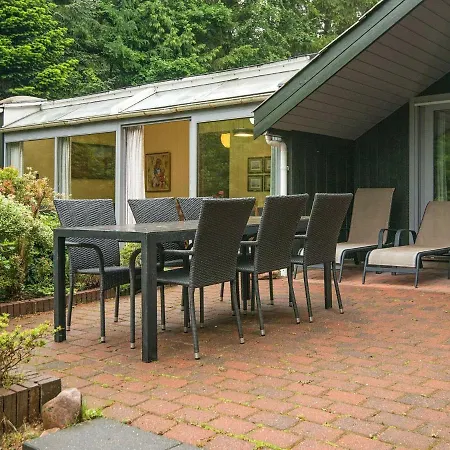 Four-bedroom Holiday In Holiday home *